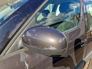 Gebruikte Buitenspiegel links Skoda Roomster (5J) 1.2 TSI Prijs € 39,99 Margeregeling aangeboden door A-Team Automotive