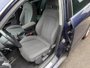 Gebruikte Stoel links Seat Exeo (3R2) 1.8 T 20V Prijs op aanvraag aangeboden door A-team Automotive