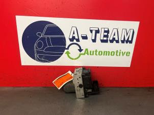 Gebruikte ABS Pomp BMW 7 serie (E65/E66/E67) 745i,Li 4.4 V8 32V Prijs € 399,99 Margeregeling aangeboden door A-Team Automotive