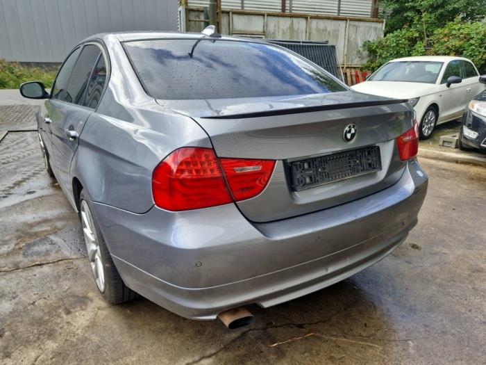 Gebruikte Steekas links-achter BMW 3 serie (E90) 318d 16V Prijs € 29,99 Margeregeling aangeboden door A-Team Automotive