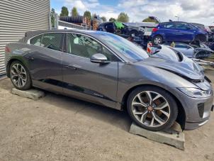Gebruikte Fusee rechts-voor Jaguar I-Pace EV400 AWD Prijs € 199,99 Margeregeling aangeboden door A-Team Automotive