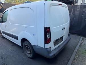 Gebruikte Achterlicht links Citroen Berlingo 1.6 Hdi 90 Phase 2 Prijs € 39,99 Margeregeling aangeboden door A-team Automotive