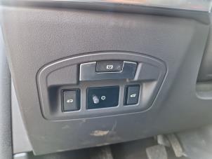 Gebruikte Schakelaar handrem Jaguar I-Pace EV400 AWD Prijs op aanvraag aangeboden door A-Team Automotive