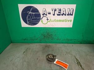 Gebruikte Nokkenas Sensor Audi A4 Avant (B8) 2.0 TFSI 16V Quattro Prijs € 29,99 Margeregeling aangeboden door A-team Automotive