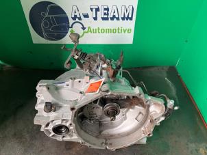 Gebruikte Versnellingsbak Mitsubishi Grandis (NA) 2.4 16V MIVEC Prijs € 699,99 Margeregeling aangeboden door A-team Automotive