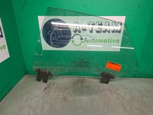 Gebruikte Deurruit 4Deurs links-achter Tesla Model S 75 Prijs € 99,99 Margeregeling aangeboden door A-team Automotive