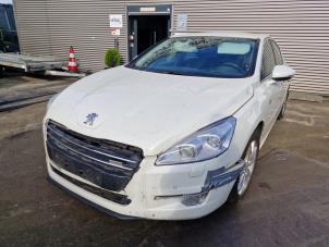 Gebruikte Homokineetas links-voor Peugeot 508 (8D) 2.0 Hybrid4 16V Prijs € 59,99 Margeregeling aangeboden door A-Team Automotive