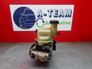 Gebruikte Pomp Servo Dacia Dokker Express (8S) 1.5 dCi 75 Prijs € 249,99 Margeregeling aangeboden door A-Team Automotive