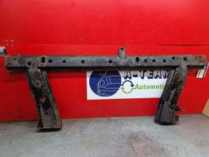 Gebruikte Subframe Renault Clio III (BR/CR) 1.2 16V 75 Prijs € 99,99 Margeregeling aangeboden door A-Team Automotive
