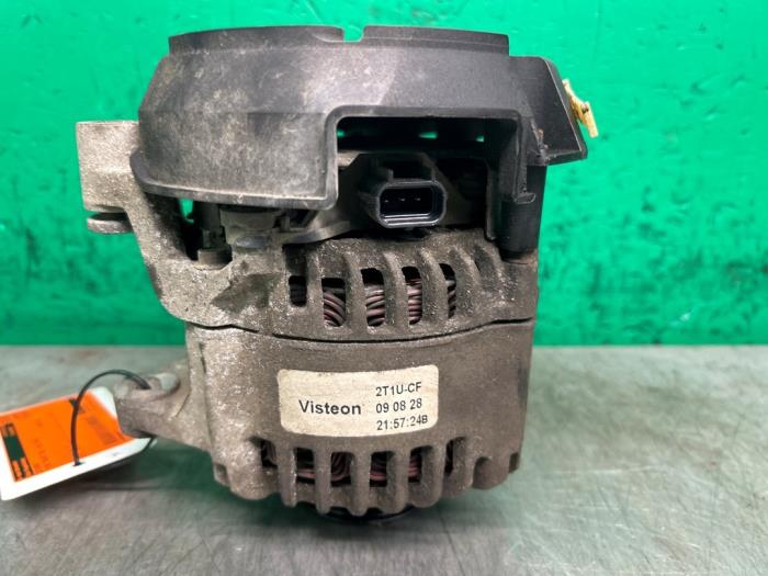 Dynamo van een Ford Transit Connect 1.8 TDCi 75 2010