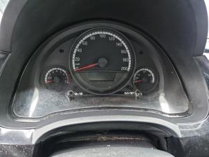 Gebruikte Instrumentenpaneel Volkswagen Up! (121) 1.0 12V 60 Prijs € 49,99 Margeregeling aangeboden door A-Team Automotive