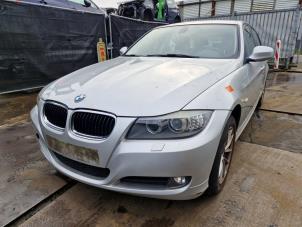 Gebruikte Pomp Airco BMW 3 serie Touring (E91) 318i 16V Prijs € 49,99 Margeregeling aangeboden door A-Team Automotive