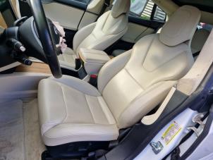Gebruikte Stoel links Tesla Model S 100D Prijs € 649,99 Margeregeling aangeboden door A-Team Automotive