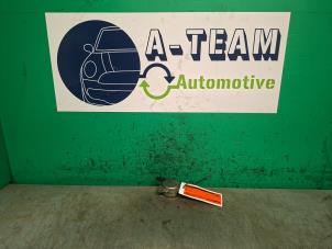 Gebruikte Nokkenas Sensor Ford C-Max (DXA) 1.0 Ti-VCT EcoBoost 12V 125 Prijs € 19,99 Margeregeling aangeboden door A-team Automotive