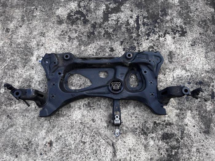 Gebruikte Subframe Volkswagen Golf VII (AUA) 2.0 GTI 16V Performance Package Prijs € 49,99 Margeregeling aangeboden door A-team Automotive