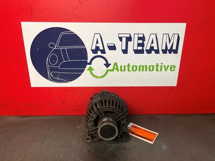 Gebruikte Dynamo Renault Kangoo Express (FW) 1.5 dCi 70 Prijs € 39,99 Margeregeling aangeboden door A-Team Automotive