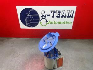 Gebruikte Benzinepomp Mercedes GLK (204.7/9) 3.5 350 V6 24V 4-Matic Prijs € 59,99 Margeregeling aangeboden door A-Team Automotive