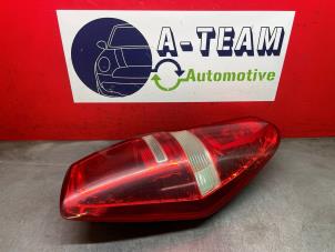 Gebruikte Achterlicht links Hyundai H-300 2.5 CRDi Prijs € 99,99 Margeregeling aangeboden door A-Team Automotive