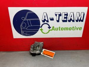 Gebruikte Gasklephuis Renault Clio V (RJAB) 1.0 TCe 100 12V Prijs € 99,99 Margeregeling aangeboden door A-Team Automotive