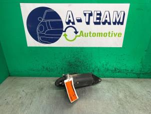 Startmotor van een BMW 5 serie (E34) 520i 24V 1991