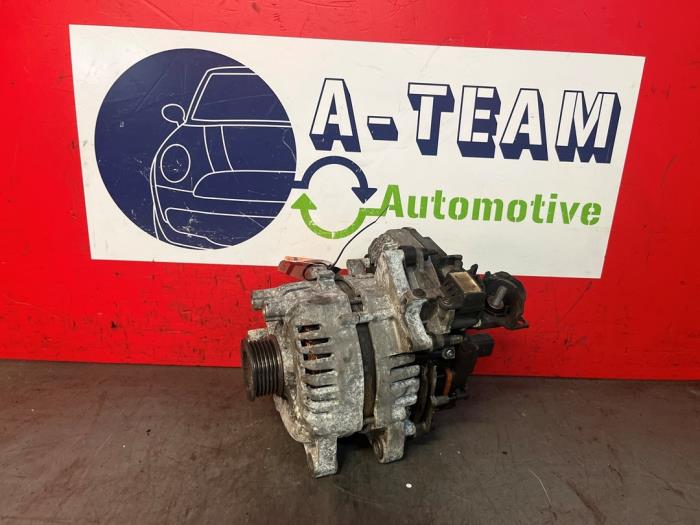 Dynamo van een Land Rover Range Rover Evoque II (LZC/LZS/LZH) 2.0 P250 MHEV 16V AWD 2019