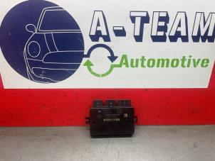 Gebruikte Module Trekhaak Mercedes C (C204) 1.8 C-180 CGI 16V BlueEfficiency Prijs € 89,99 Margeregeling aangeboden door A-Team Automotive