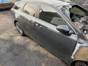 Gebruikte Deur 4Deurs rechts-voor Kia Ceed Sportswagon (CDF) 1.5 T-GDI 16V Prijs € 449,99 Margeregeling aangeboden door A-team Automotive