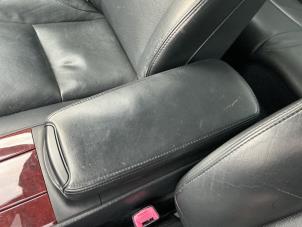 Gebruikte Armsteun Lexus IS (E2) 250 2.5 V6 24V Prijs op aanvraag aangeboden door A-Team Automotive