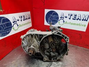 Gebruikte Versnellingsbak Volkswagen Transporter T5 1.9 TDi Prijs € 599,99 Margeregeling aangeboden door A-Team Automotive