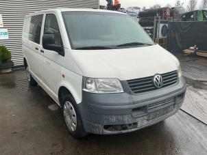 Gebruikte Aandrijfas rechts-voor Volkswagen Transporter T5 1.9 TDi Prijs € 124,99 Margeregeling aangeboden door A-Team Automotive