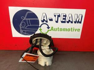 Gebruikte Benzinepomp Ford Focus 1 2.0 16V Prijs € 29,99 Margeregeling aangeboden door A-Team Automotive