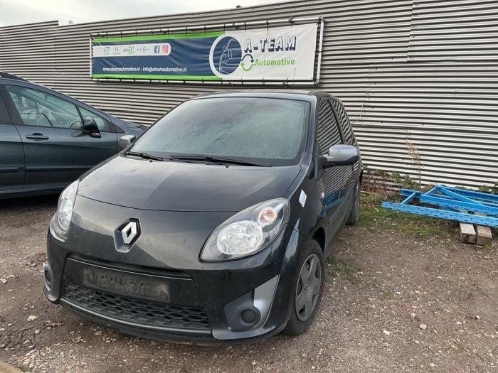 Gebruikte Hoofdremcilinder Renault Twingo II (CN) 1.2 16V Prijs € 9,99 Margeregeling aangeboden door A-Team Automotive