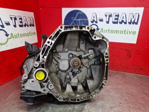 Gebruikte Versnellingsbak Renault Clio IV Estate/Grandtour (7R) 1.5 Energy dCi 90 FAP Prijs € 499,99 Margeregeling aangeboden door A-Team Automotive