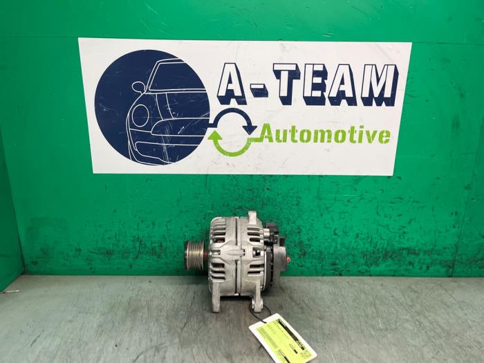 Gebruikte Dynamo Renault Megane III Grandtour (KZ) 1.6 16V Bifuel Prijs € 29,99 Margeregeling aangeboden door A-team Automotive