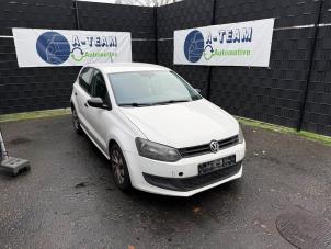 Gebruikte Computer Body Control Volkswagen Polo V (6R) 1.2 12V BlueMotion Technology Prijs € 99,99 Margeregeling aangeboden door A-team Automotive
