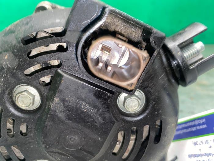 Dynamo van een Ford Fiesta 7 1.1 Ti-VCT 12V 70 2019