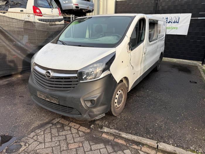 Motor van een Opel Vivaro 1.6 CDTi BiTurbo 125 2017