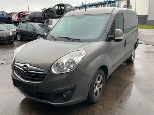 Gebruikte Asschenkel links-voor Opel Combo 1.3 CDTI 16V Prijs € 29,99 Margeregeling aangeboden door A-Team Automotive