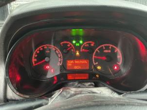 Gebruikte Instrumentenpaneel Opel Combo 1.3 CDTI 16V Prijs € 174,99 Margeregeling aangeboden door A-Team Automotive