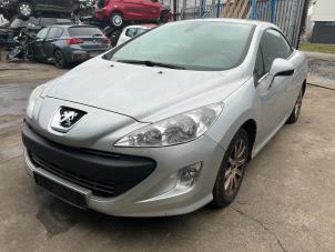 Gebruikte Radiateur Peugeot 308 CC (4B) 1.6 VTI 16V Prijs € 24,99 Margeregeling aangeboden door A-Team Automotive