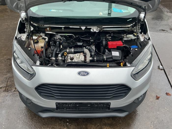 Gebruikte Radiateur Airco Ford Transit Courier 1.5 EcoBlue Prijs € 3.249,99 Margeregeling aangeboden door A-Team Automotive