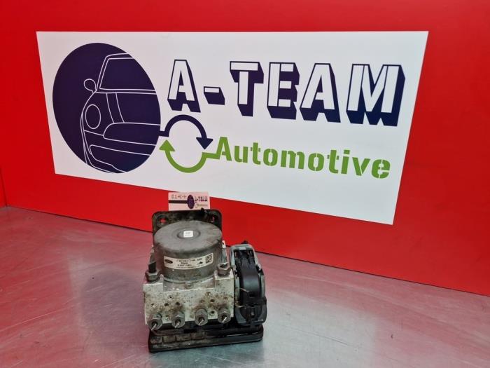 Gebruikte ABS Pomp Ford Transit Courier 1.5 EcoBlue Prijs € 174,99 Margeregeling aangeboden door A-Team Automotive