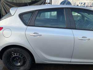 Gebruikte Deur 4Deurs rechts-achter Opel Astra J (PC6/PD6/PE6/PF6) 1.4 Turbo 16V Prijs € 299,99 Margeregeling aangeboden door A-Team Automotive