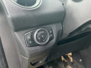 Gebruikte Schakelaar Licht Ford Transit Courier 1.5 EcoBlue Prijs € 24,99 Margeregeling aangeboden door A-Team Automotive