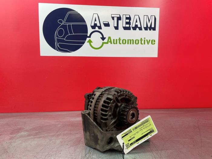 Gebruikte Dynamo Volkswagen Transporter T5 2.5 TDi Prijs € 59,99 Margeregeling aangeboden door A-Team Automotive