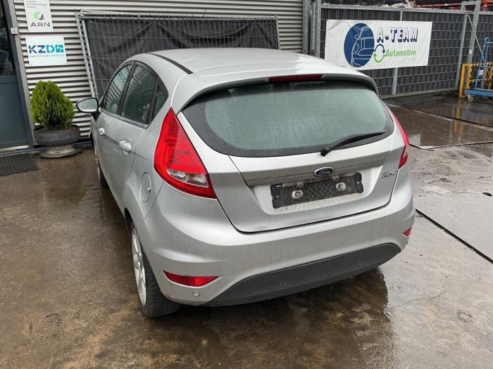 Gebruikte Rembekrachtiger Ford Fiesta 6 (JA8) 1.25 16V Prijs € 29,99 Margeregeling aangeboden door A-Team Automotive