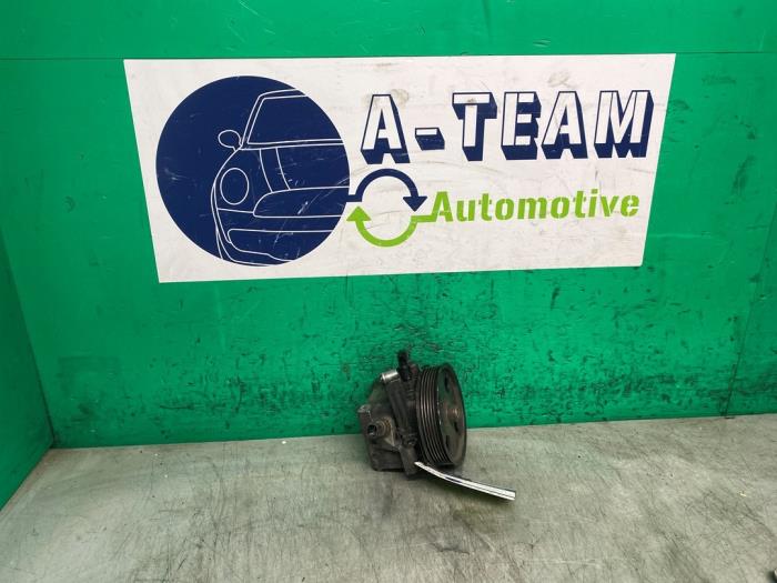 Gebruikte Servopomp Ford Focus 2 Wagon 1.6 16V Prijs € 99,99 Margeregeling aangeboden door A-team Automotive