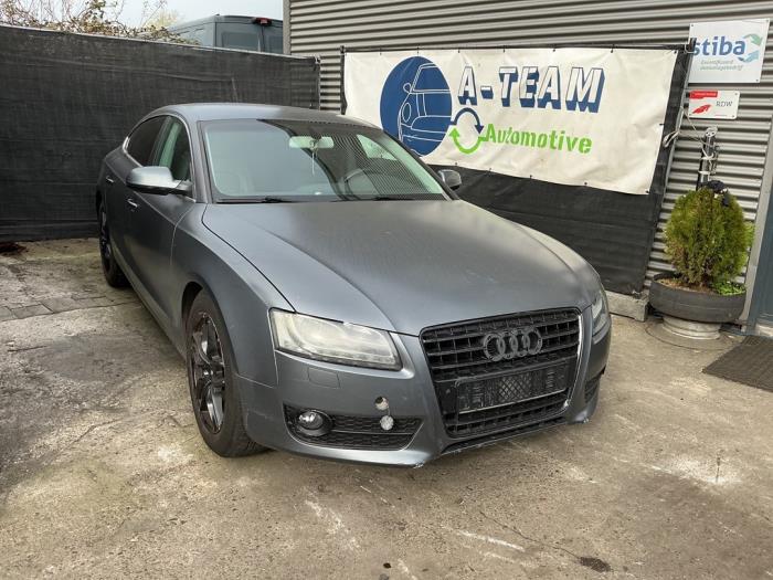 Gebruikte Tank element Pomp Audi A5 Sportback (8TA) 2.0 TDI 16V Prijs € 29,99 Margeregeling aangeboden door A-Team Automotive