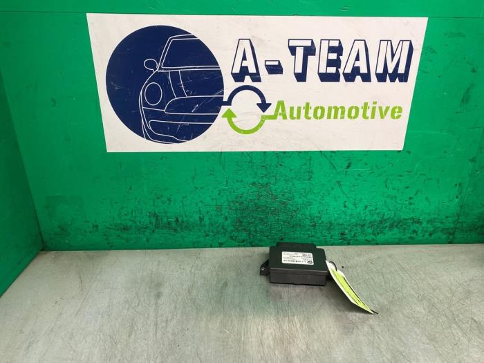 Gebruikte Handrem Module BMW 5 serie Touring (F11) 520i 16V Prijs € 89,99 Margeregeling aangeboden door A-team Automotive
