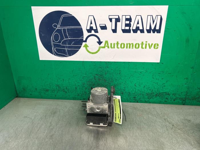 Gebruikte ABS Pomp Volkswagen Golf VII Variant (AUVV) 1.6 TDI BMT 16V Prijs € 149,99 Margeregeling aangeboden door A-team Automotive
